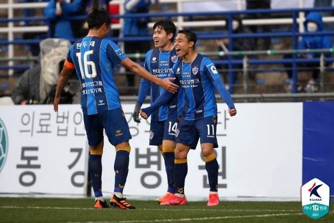 골 세리머니 하는 울산 이동준(오른쪽) [한국프로축구연맹 제공. 재판매 및 DB 금지]