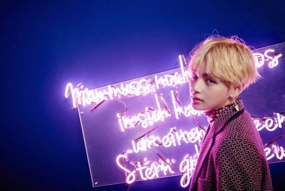 방탄소년단 뷔(BTS V)