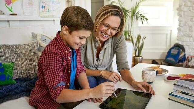구글 크롬북은 크롬OS 기반으로 중앙 집중형 관리 기능을 갖췄다. (사진=구글)