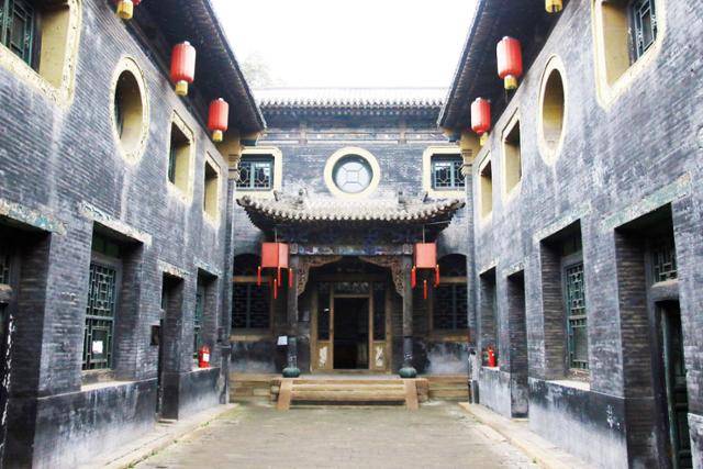 타이구 쿵샹시고거의 삼진원. ⓒ최종명