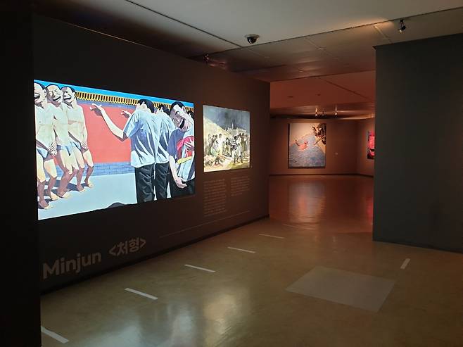 Installation view of “Yue Minjun A-Maze-Ing Laughter of Our Times!” (XCI)