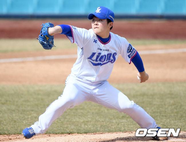 [OSEN=대구, 김성락 기자] 17일 오후 대구삼성라이온즈파크에서 삼성 라이온즈와 SSG 랜더스의 연습경기가 열렸다. 5회초 삼성 이승민이 마운드에 올라 힘차게 공을 뿌리고 있다./ksl0919@osen.co.kr