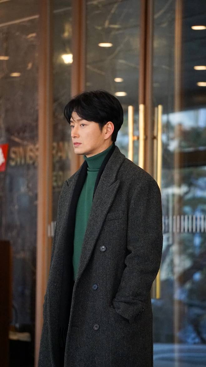 이현욱