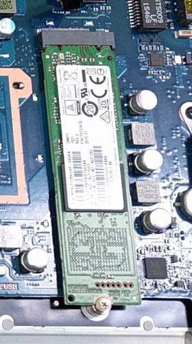 M.2 (SATA) SSD (출처=IT동아)