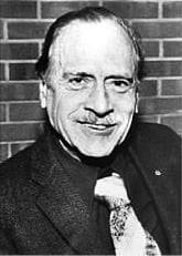 마셜 매클루언
(1911~1980)
캐나다 출신의 문명 비평가이자 커뮤니케이션 이론가이다.