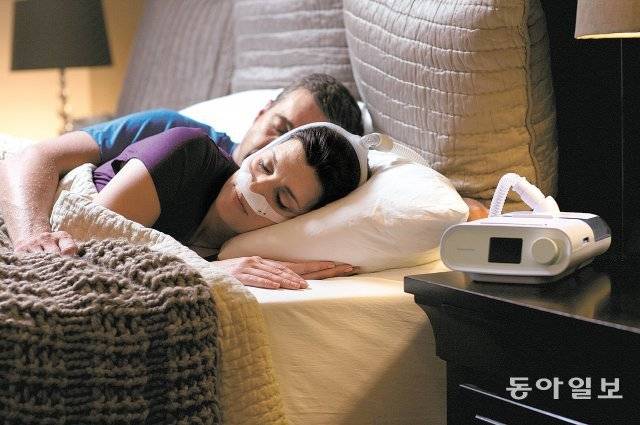 병원에서 양압기 처방을 받은 환자는 업체에서 기기를 대여할 수 있다. 다만 환자에 따라서는 사용에 적응하지 못하는 경우도 있어 일정 기간동안 사용이 가능한지 확인해야 한다. 동아일보DB