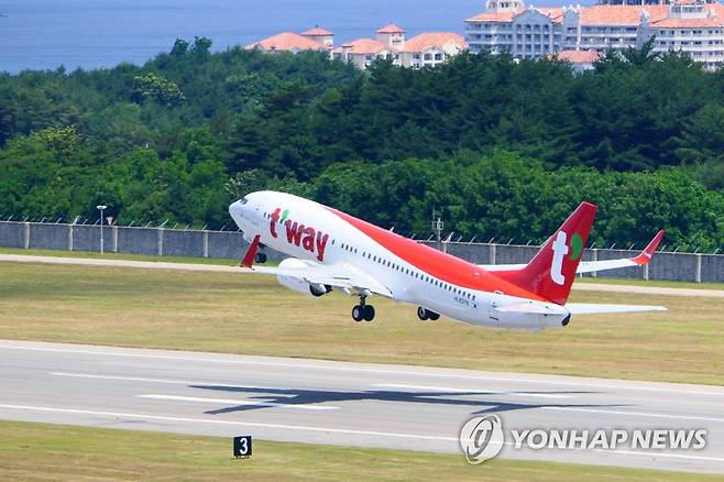 티웨이항공 양양공항 재취항 [연합뉴스 자료사진]