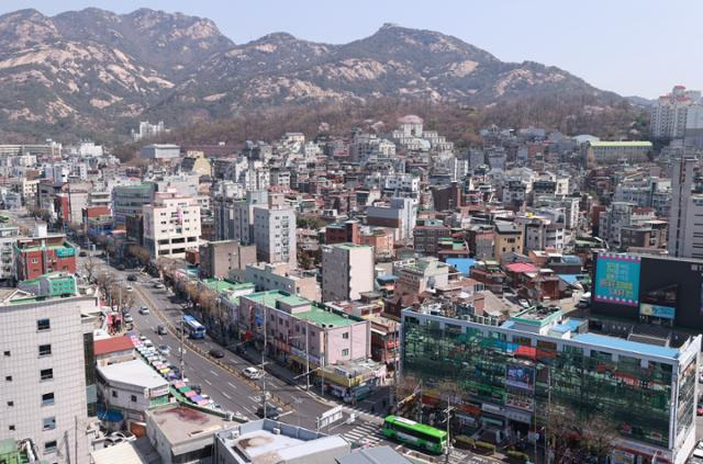 31일 도심 공공주택 복합사업 중 역세권 개발 후보지로 발표된 서울 은평구 연신내역 주변. 연합뉴스