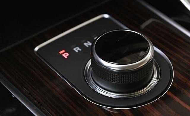 재규어 XF 2.0d RWD 시승기