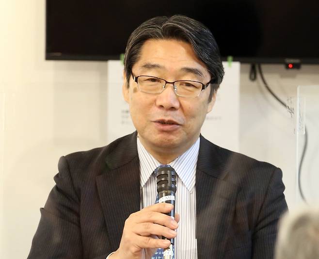 강연하는 마에카와 전 일본 문부과학성 사무차관 (도쿄=연합뉴스) 이세원 특파원 = 마에카와 기헤이(前川喜平) 전 일본 문부과학성 사무차관이 10일 오후 일본 도쿄도(東京都) 신주쿠(新宿)구 소재 고려박물관에서 강연을 하고 있다.