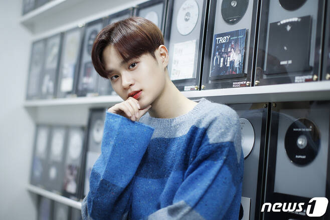 Seoul=) = AB6IX (AB6IX) Lee Dae-hwi poses before an interview with the department at the Brandnew Music building in Gangnam-gu, Seoul. 2021.4.12