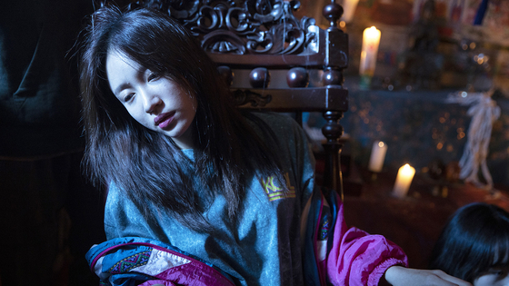 Ahn Hee-yeon plays Ju-yeong, a runaway teen who's furiously loyal to her friend Se-jin. [LITTLE BIG PICTURES]