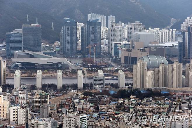 부산 수영구와 센텀시티 촬영 조정호. 부산시 수영구와 해운대구 센텀시티 전경