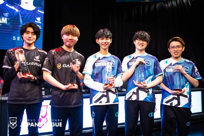 왼쪽부터 '시크릿' 박기선, '쏠' 서진솔, '아리아' 이가을, '스틸' 문건영, 'Evi' 무라세 슌스케(사진=LJL 공식 SNS 발췌).