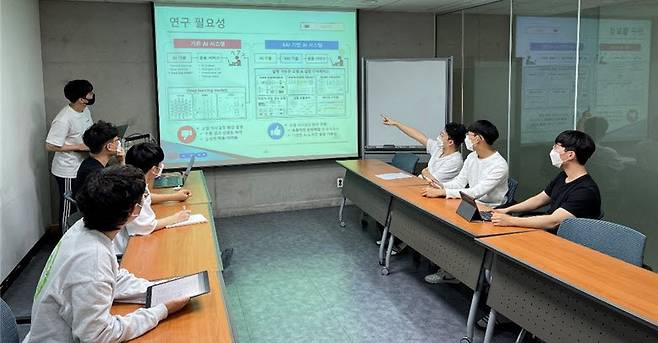 지난 2월 완료된 한국전력 전력산업 기초연구 AI클러스터 연구를 통해 우리나라 전력망 활용과 관리 전반에 XAI기술을 적용하는 기술적 진전이 이뤄진 것으로 평가되고 있다. <최호진 KAIST 교수 제공>