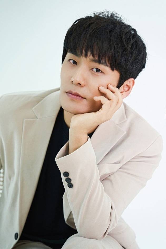 JTBC 금토드라마 '괴물'에서 박정제 역을 맡아 열연한 배우 최대훈./사진제공=에이스팩토리