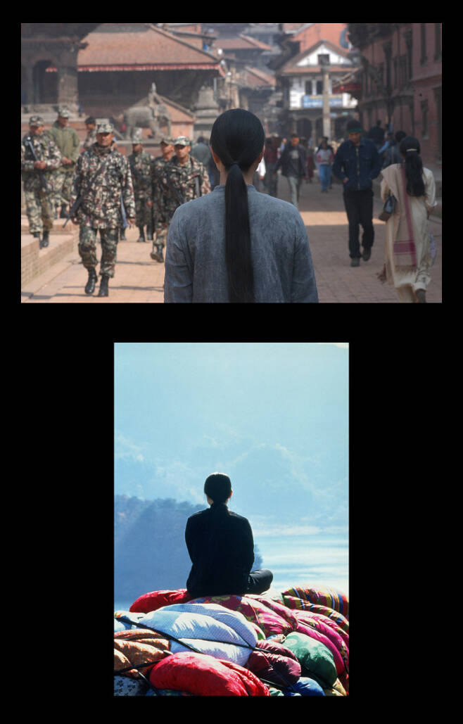 위 사진은 김수자의 ‘바늘 여인’(2005, 퍼포먼스 비디오, 비디오스틸, 파탄, 네팔). 아래는 ‘떠도는 도시들: 보따리 트럭 2727킬로미터’(1997, 싱글채널 퍼포먼스 비디오, 비디오스틸). 김수자 스튜디오 제공
