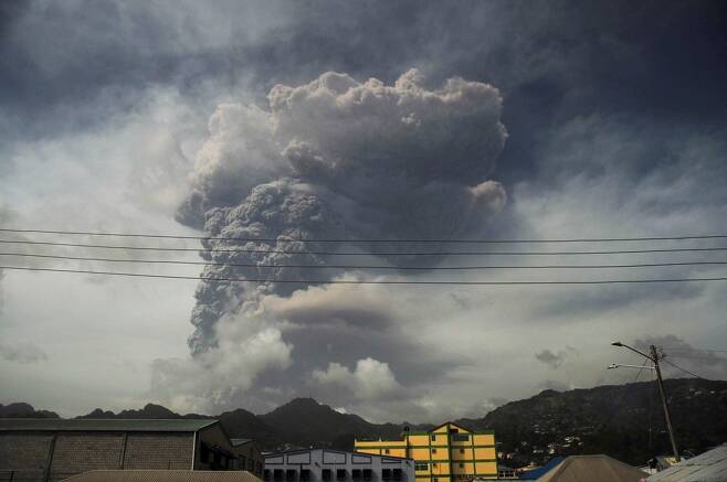 화산 폭발 당시의 모습. 사진=로이터 연합뉴스