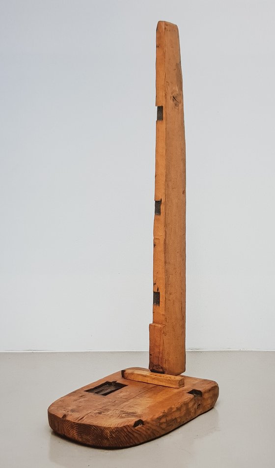 심문섭의 작품 ‘목신, 나무, 철’, 197x85x52㎝, 1992년. [사진 심문섭]