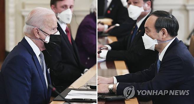 바이든-스가 정상회담…이중 마스크 눈길 (워싱턴 교도=연합뉴스) 현지시간 16일 오후 조 바이든(왼쪽) 미국 대통령과 스가 요시히데(菅義偉) 일본 총리가 미국 워싱턴DC 소재 백악관에서 정상회담을 하고 있다. 바이든 대통령이 마스크를 이중으로 하고 있다.