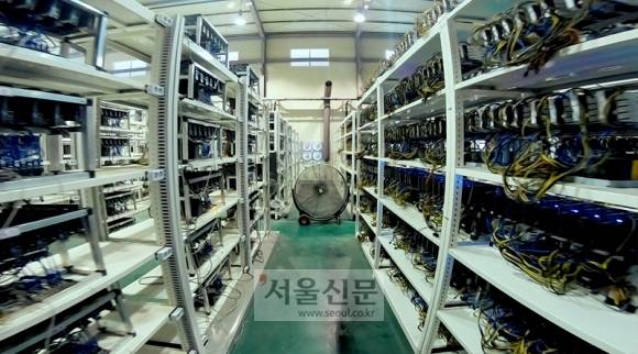 장재윤씨가 대구에서 운영 중인 암호화폐 채굴장 내부 전경