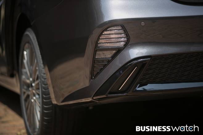 K5와 패밀룩 완성시킨 후면 범퍼 디자인 /사진=이명근 기자 qwe123@