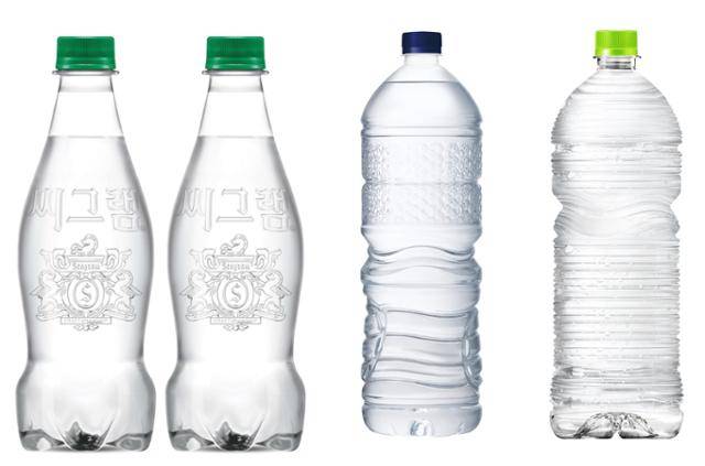 코카콜라사가 1월 출시한 무라벨 탄산수 '씨그램 라벨프리'(왼쪽)와 라벨을 제거한 강원평창수, 휘오순수. 코카콜라사 제공
