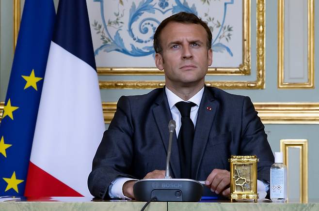 에마뉘엘 마크롱 프랑스 대통령이 22일(현지시간) 열린 화상 기후정상회의에서 미국이 주도한 기후변화 대응 움직임에 찬성 의사를 보였다.[로이터]