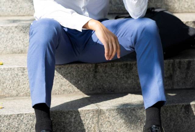 내전근, 햄스트링, 대요근, 대퇴사두근 등 하체 근육을 단련하지 않으면 일상생활 속 움직임이 불편해질 수 있다./사진=클립아트코리아