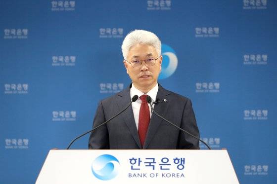 朴揚水韓国銀行経済統計局長が 27日午前ソウル中区韓国銀行で 2021年 1/4半期実質国内総生産(速報)の主要特徴を説明している. 写真韓国銀行