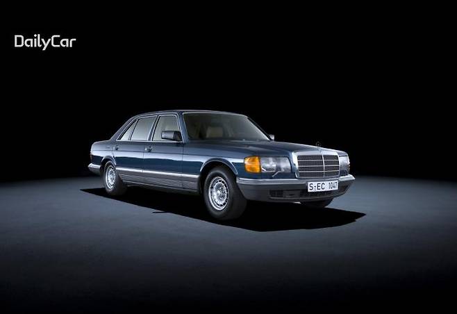 벤츠 S-클래스 (2세대) </figcation>