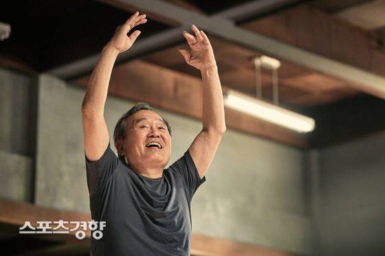 배우 박인환은 ‘나빌레라’ ‘덕출’역 우리 시대 새로운 할아버지상을 연기하며 시청자의 시선을 끌었다. 사진 tvN