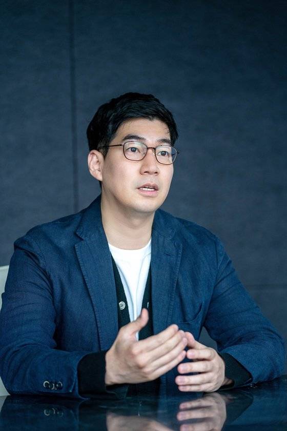 임정현 뤼이드 부대표는 2020년 뤼이드에 합류해 AI 및 엔지니어링, 비즈니스 등 조직 운영을 총괄하고 있다. 앞서 딜로이트컨설팅, SK수펙스 신사업개발팀장, 페이스북 클라이언트 솔루션 이사 등을 거쳤다. [사진 뤼이드]