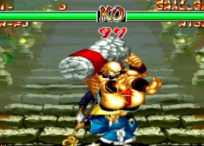 (왕후의 강력한 공중 공격. 한바퀴 회전 엉덩이 찍기. 심지어 팬티 노출이라니.. 으 보기 싫다...)