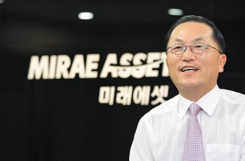 국내 주식형 펀드시장 점유율 1위를 기록하고 있는 미래에셋 박현주 회장.