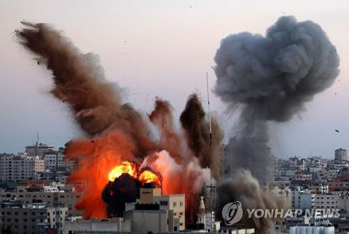 이스라엘의 가자지구 폭격 모습. AFP 연합뉴스