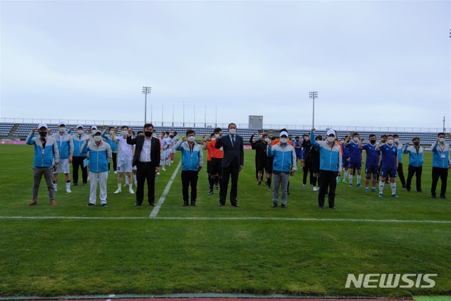 [제주=뉴시스] 제주도축구협회와 국뢰체육문화산업(GRS)이 공동 주최한 생활 축구대회. (사진=GRS 제공)