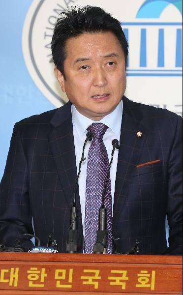 김영환 전 의원.