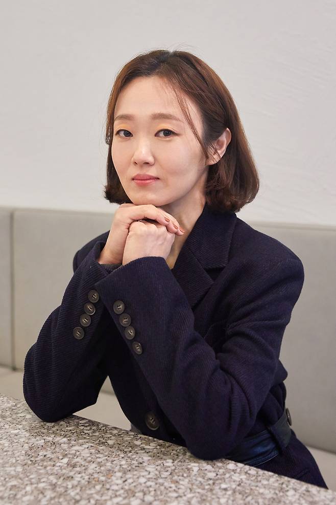 2005년 데뷔 후 연극, 뮤지컬, 영화, 드라마 전 분야에서 꾸준한 활동으로&nbsp;‘배역 경중을 가리지 않고 다양한 캐릭터를 자기 스타일로 소화해 내는 성격파·개성파 배우’라는 평가를 쌓아 온 배우 이봉련. 씨제스 제공