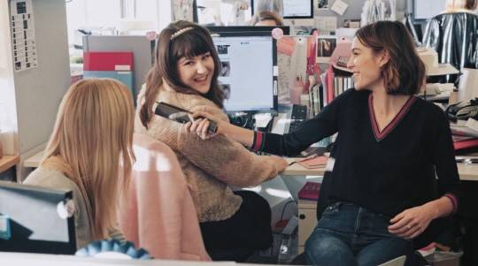 출처: 알렉사 청 트위터 @alexa_chung