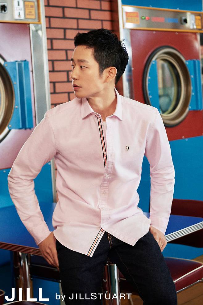 출처: 질 바이 질스튜어트