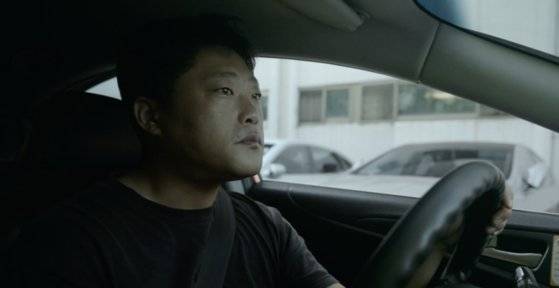 23일까지 온라인 상영하는 미국 샌프랜시스코 아시안 아메리칸 미디어 센터 영화제(CAAMfest)에 초청된 한국 감독 효민의 단편 '아파트'. [사진 CAAMfest]