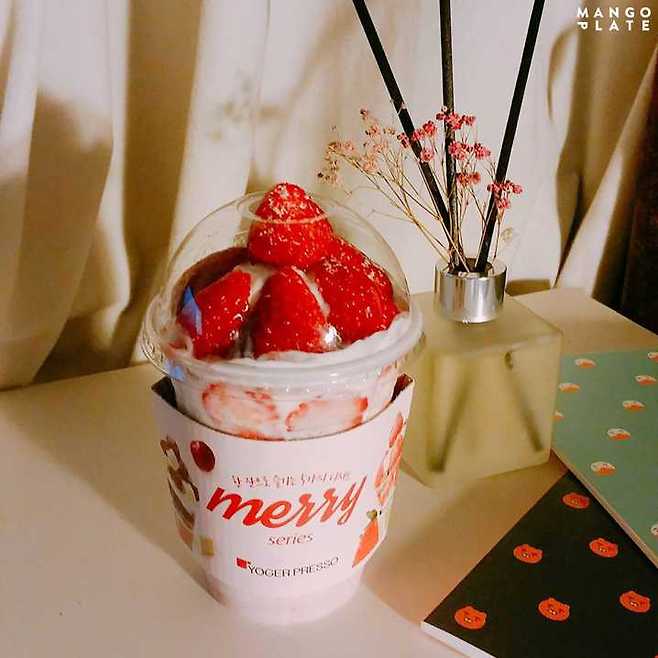 출처: Instagram @hoochuryn