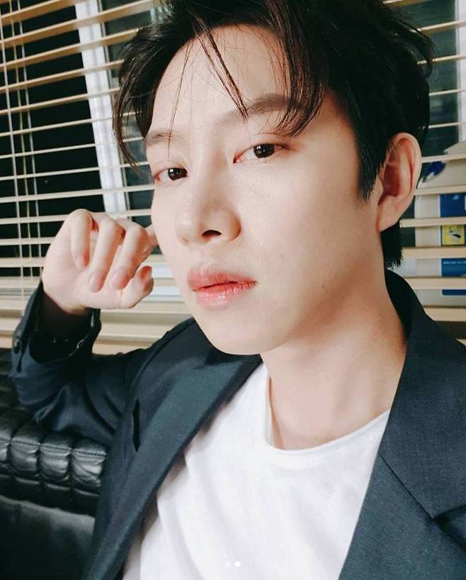 출처: 김희철 인스타그램