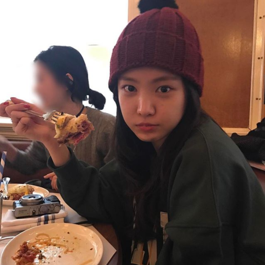 출처: 손나은 인스타그램