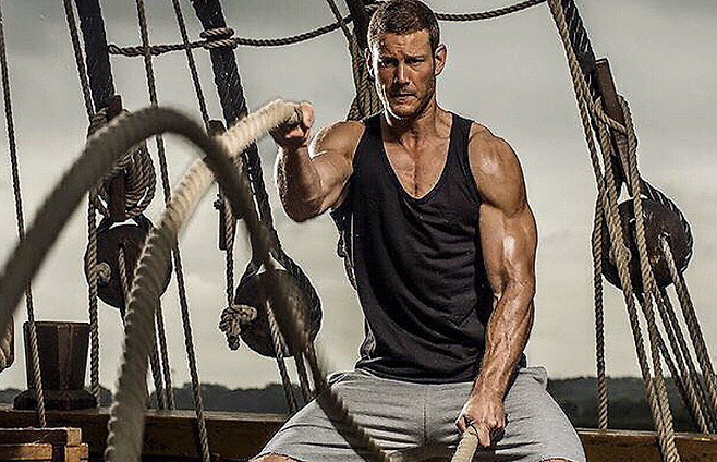 출처: 톰 호퍼 공식 인스타그램