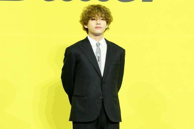 그룹 방탄소년단 뷔는 국내 H 사의 프리미엄 브랜드 차량을 선택했다. 한국일보 자료사진