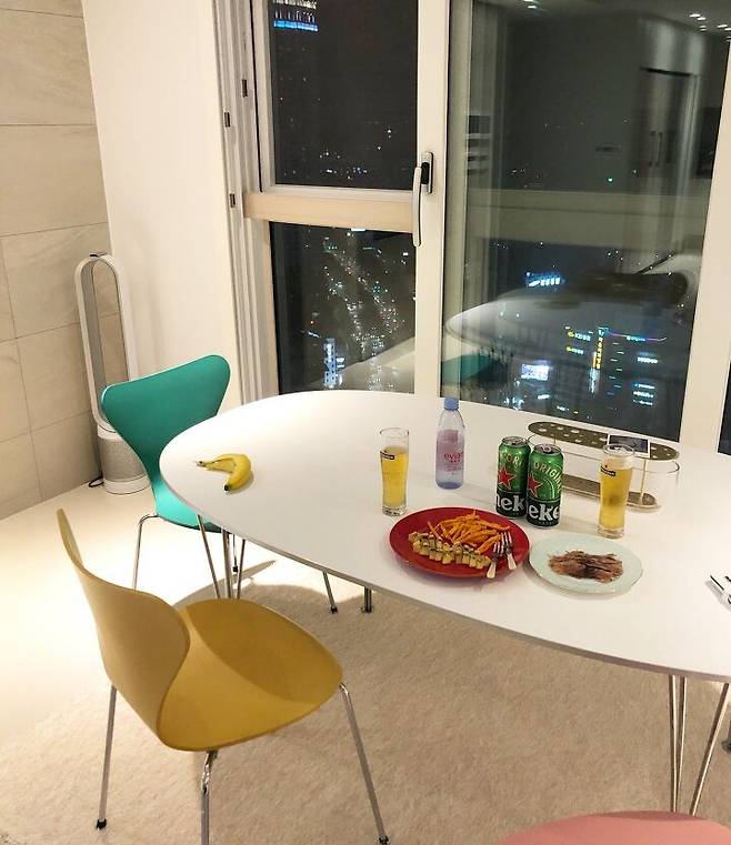 출처: <원형테이블><화병> 등 제품정보 모아보기(▲이미지클릭)