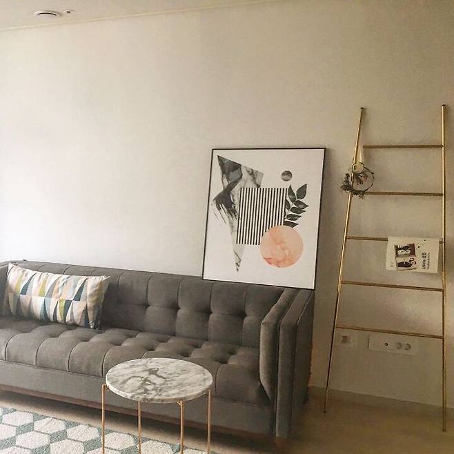 출처: <소파><러그> 등 제품정보 모아보기(▲이미지클릭)