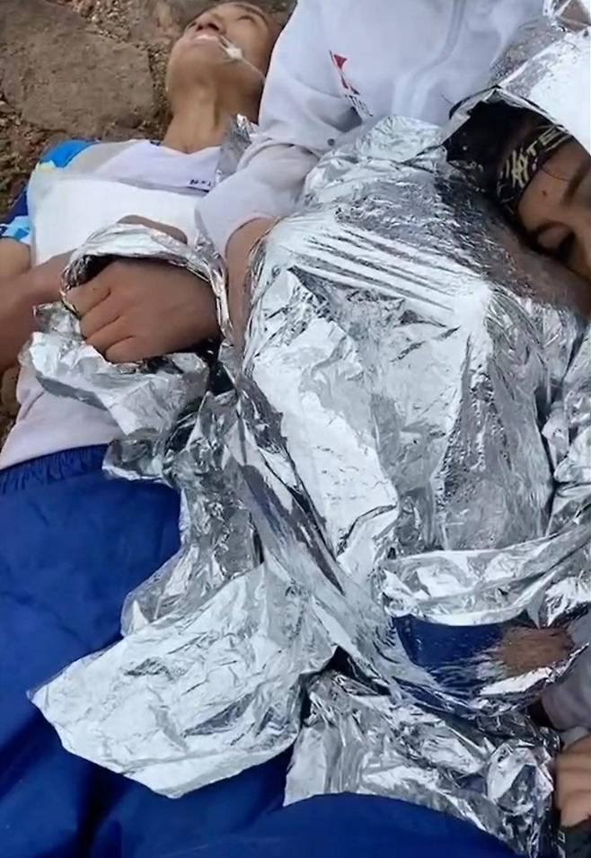 중국 산악마라톤 참가자들. 웨이보 캡처